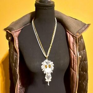 Alan Articulated Lion 1970s Enamel Metal White Gold Double Chain Rare Necklace